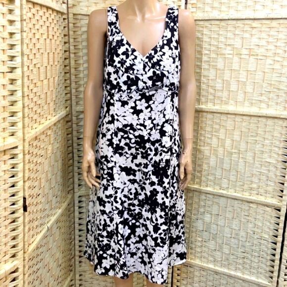 Villager Liz Claiborne, Black White Floral Dress Linen Blend Size 10 - Picture 7 of 7